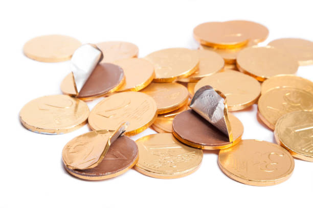 chocolate coins - chocolate coins imagens e fotografias de stock