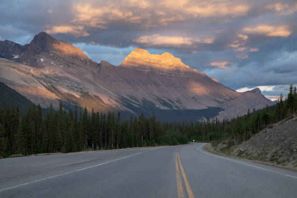 istock On the road from Jasper to Lake Louise. 1337523687