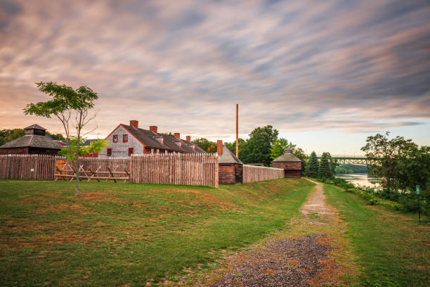 augusta, maine, usa old fort - colony imagens e fotografias de stock