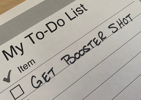 To-Do list reminder to get COVID-19 vaccine booster shot
