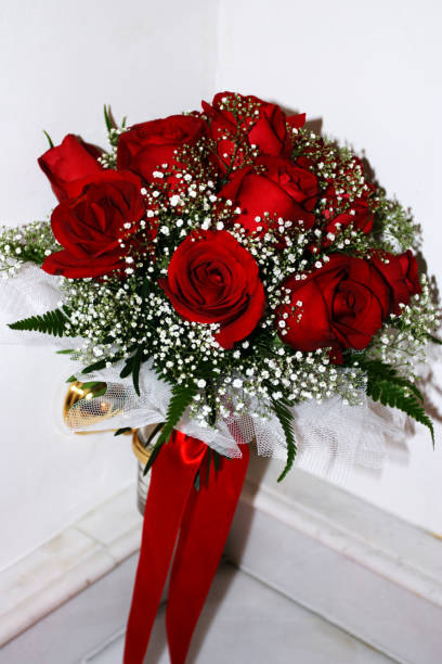 istock bouquet of red roses 1337639738
