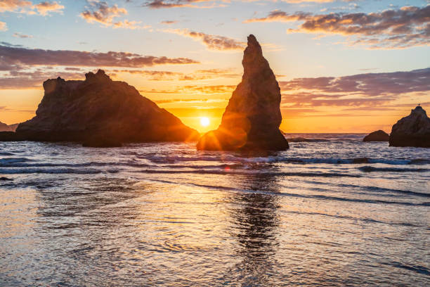 istock Sea stacks on the Oregon coast at sunset. 1337670739