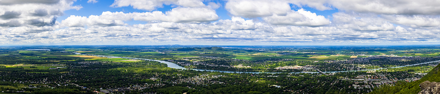 panoramic view of the Richelieu River seen from Mont St-Hilaire