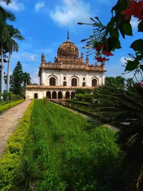 Gulab Badi, Faizabad, Uttar Pradesh, India is Mughals establish monument in Faizabad city.
