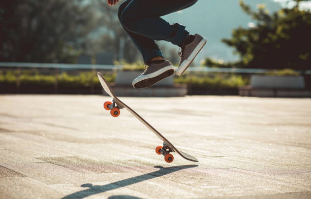 istock Skateboarder skateboarding outdoors in city 1337754658