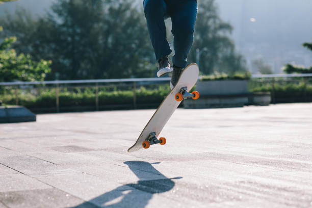 istock Skateboarder skateboarding outdoors in city 1337754662