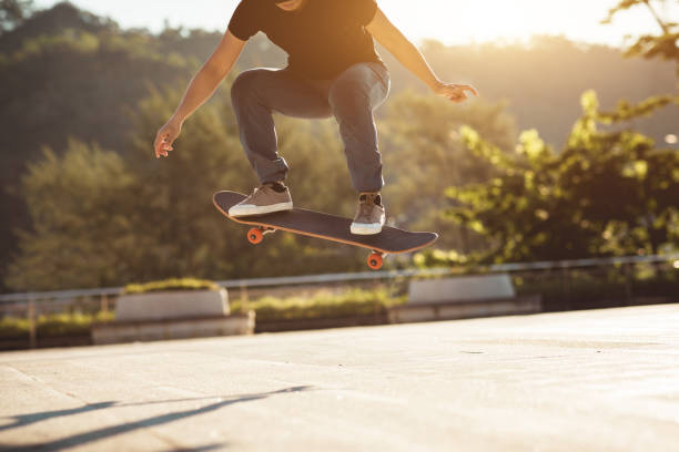 istock Skateboarder skateboarding outdoors in city 1337756924