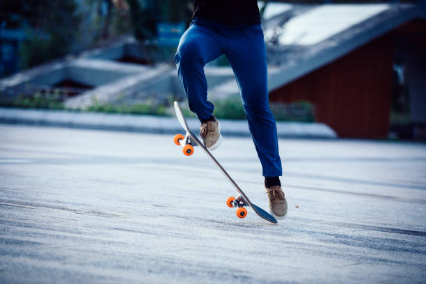 istock Skateboarder skateboarding outdoors in city 1337762876
