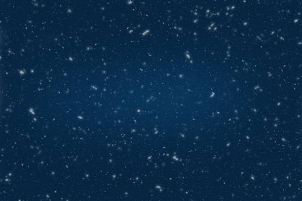 синий темно-ночной фон для зимы со снежинками. - snowing snow snowflake night стоковые фото и изображения