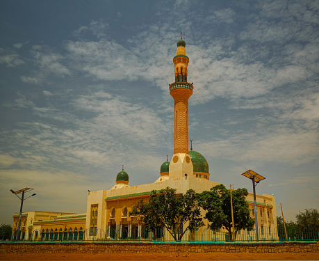 exterior view to Niamey Grand mosque, Funded with money from Libyan Government of Gaddafi, Niamey, Niger