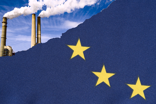 Bandera de la Unión Europea y protección del medio ambiente photo