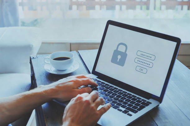 conceito de segurança na internet, acesso ao usuário e senha no computador - log-on - fotografias e filmes do acervo