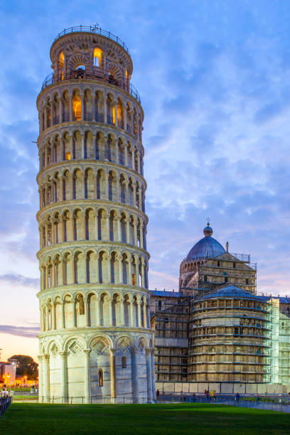 istock Leaning Tower of Pisa at dusk 1337938106