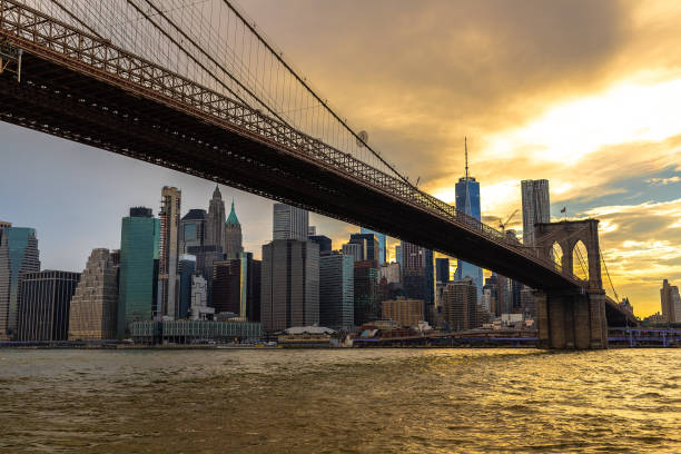 istock Brooklyn Bridge and Manhattan at night 1337944449