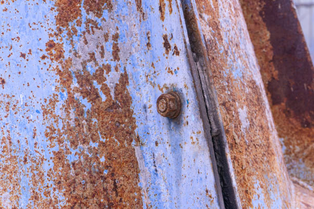 istock Old metal rusty tetrapad breakwater details close up 1338013653