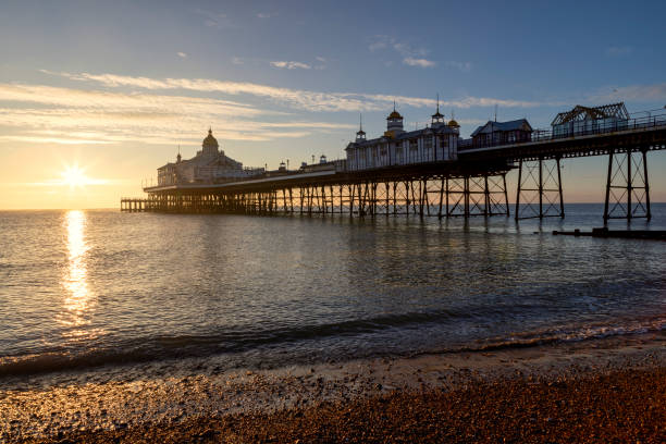 istock Eastbourne Pier at sunrise 1338073712