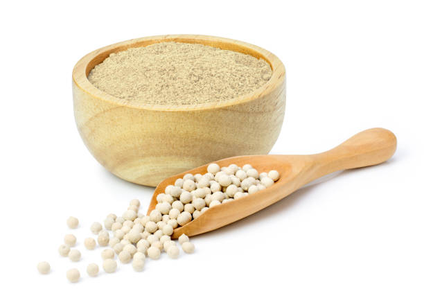 White pepper seeds and pepper powder