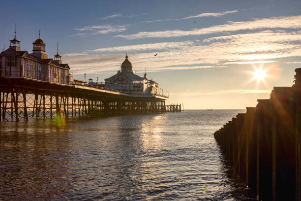 istock Eastbourne Pier at sunrise 1338077946