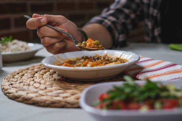 istock Turkish green pea with minced meat and vegetable meal 1338143652