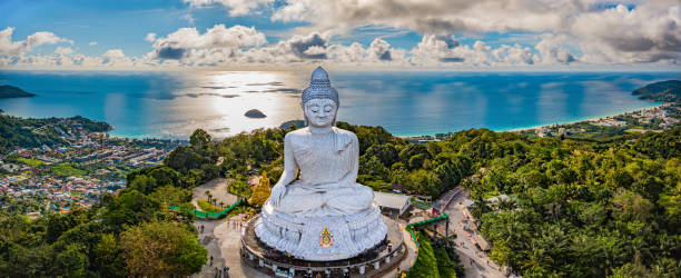 großer buddha phuket - strand patong stock-fotos und bilder