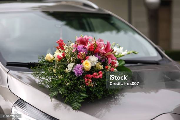 Flowers In Front Of The Wedding Car Stock Photo - Download Image Now -  iStock