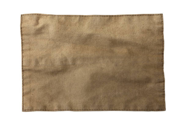 army baumwollpflaster isoliert auf weißem hintergrund. khaki-stoff - textile burlap sewing patch stock-fotos und bilder