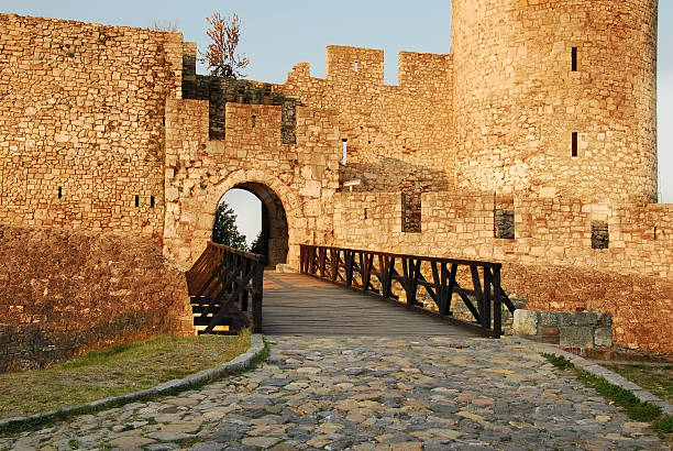 istock Belgrade fortress gate 133831527