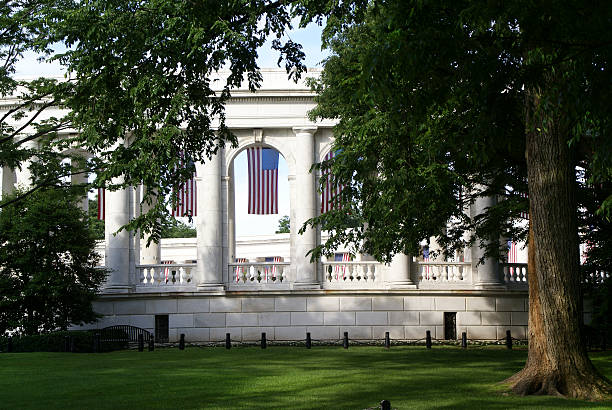 istock Ampitheater at Tomb of the Unknown Soldier 133845622
