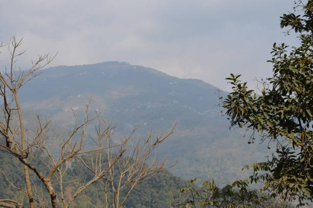 istock A view of mountain fromDarjeeling 1338474308