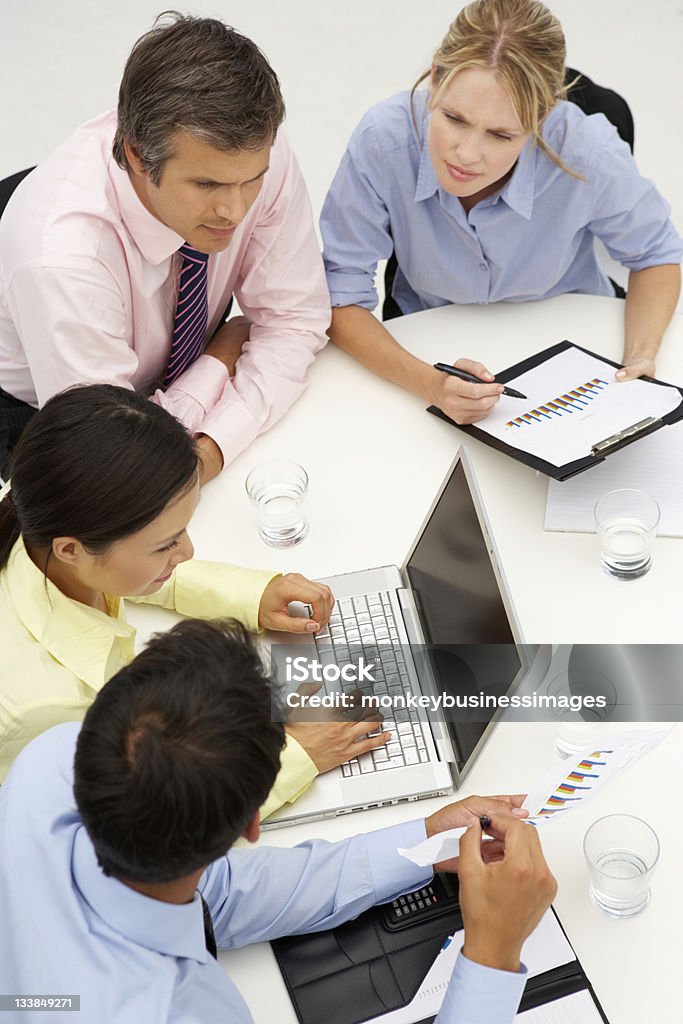 Gruppo di persone in una riunione di lavoro - Foto stock royalty-free di Affari