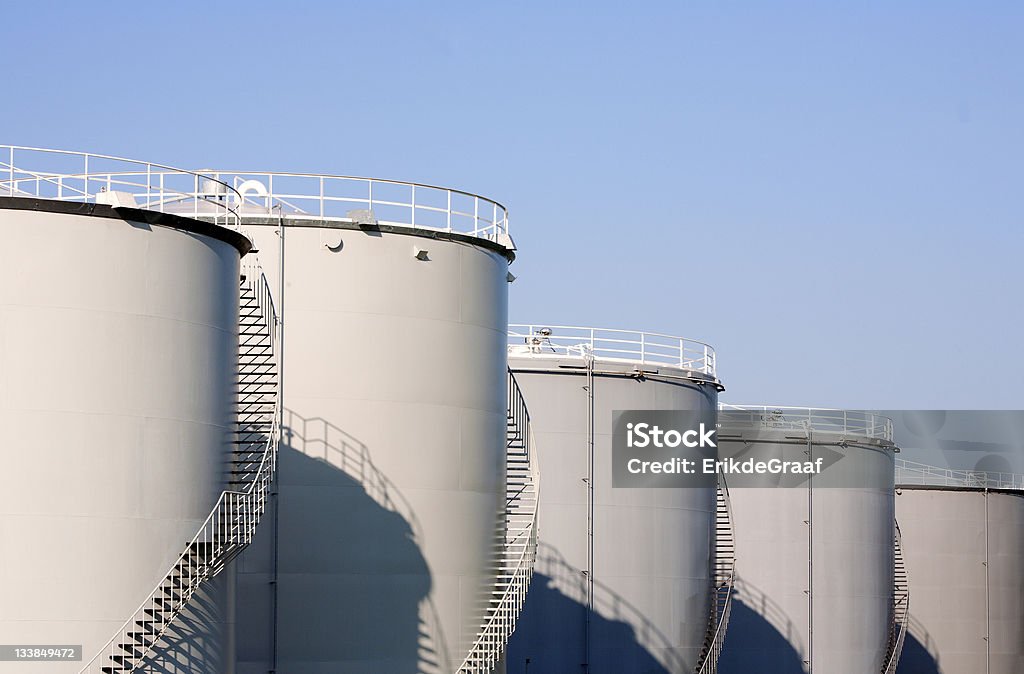 石油貯蔵 - 貯蔵タンクのロイヤリティフリーストックフォト