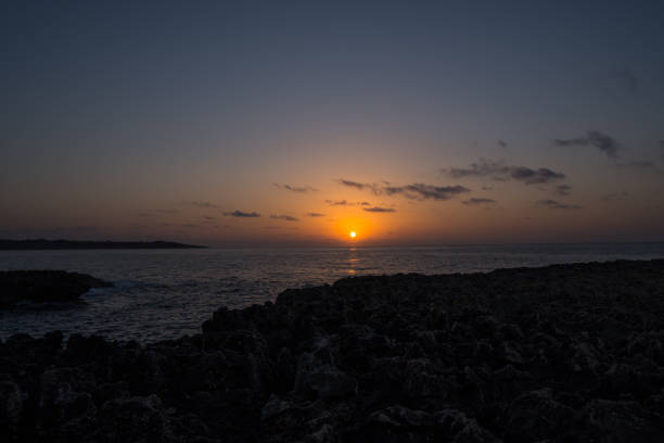 istock Ocean Sunrise Mallorca 2021 1338501578