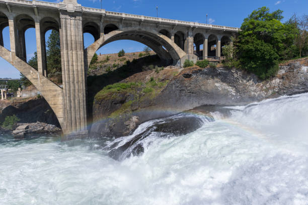istock Spokane Monroe Street Bridge 1338541570