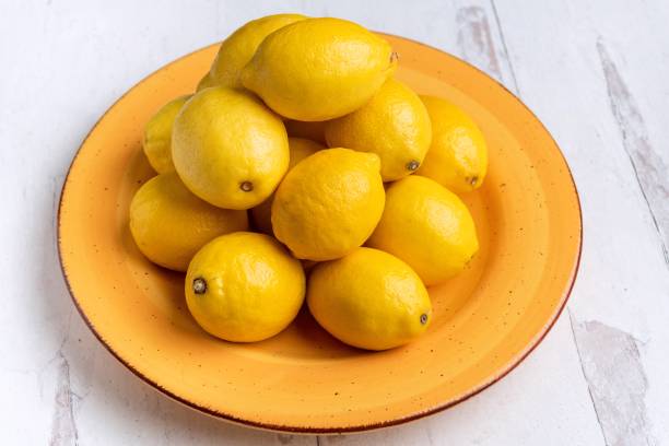 istock Heap of lemons 1338575701