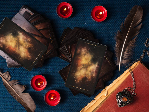 istock Divination cards and candles. View from above 1338639191