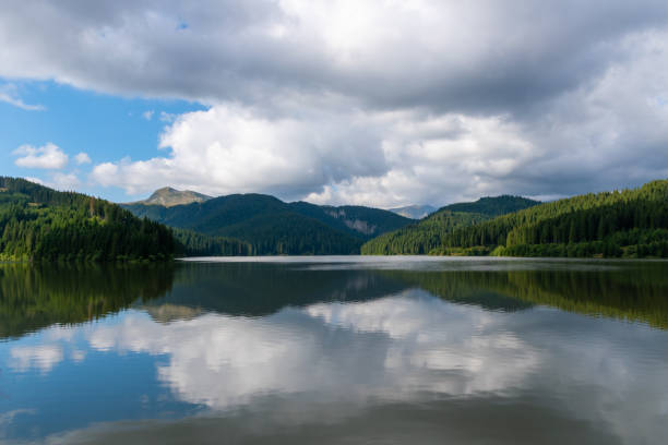 istock Picturesque Lake View at the Mountain 3 1338654284