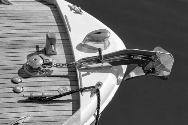 bow of a yacht with an anchor - yacht luxury front view ships bow imagens e fotografias de stock