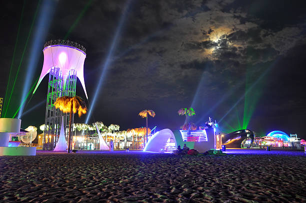 istock Laser disco on the beach At Night 133874348