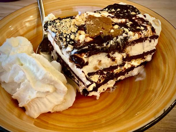 istock Ice  Cream Sandwich Sundae 1338778586