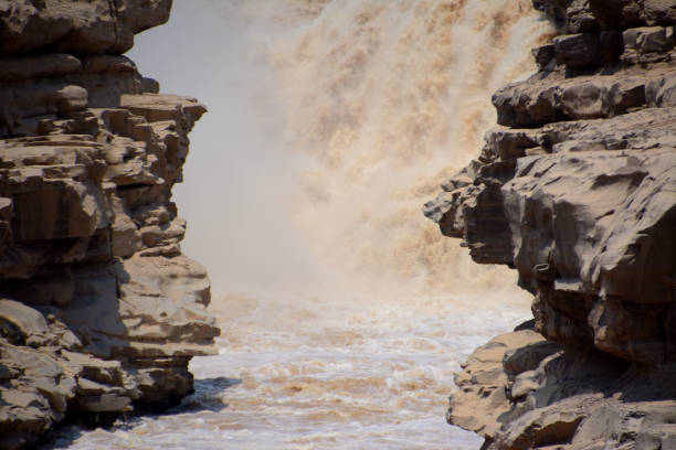 istock Hukou waterfall on the Yellow river, Shaanxi, China 1338799207