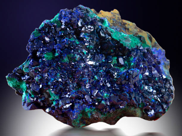 azurita mineral espécimen piedra roca geología gema cristal - mineral fotografías e imágenes de stock