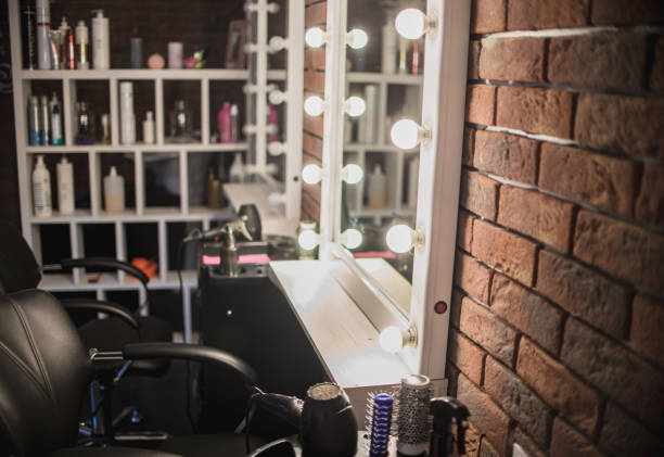 istock Vintage Studio for haircuts 1338825666