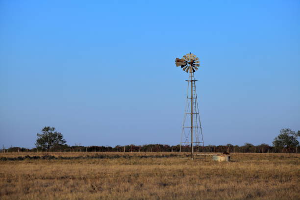 istock Sunrise near Hondo Texas 1338864636