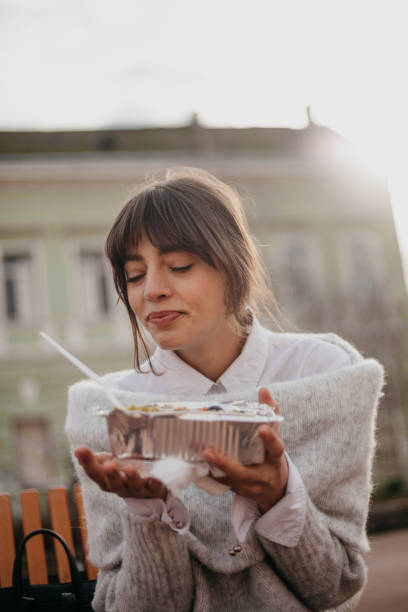 istock Care for the nutrition where ever I go 1338902072