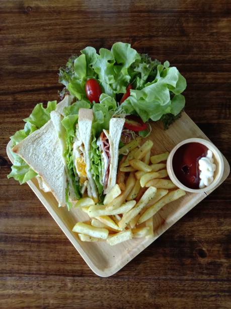 istock Club Sandwich 1 1338936945