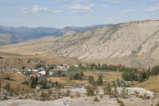 istock Mammoth Hot Springs in Yellowstone National Park 133895884