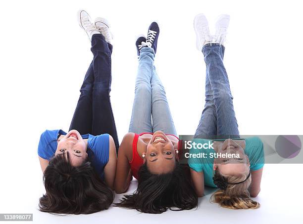 거꾸로 재미있음 3 학생 여자아이 프렌즈 3 명에 대한 스톡 사진 및 기타 이미지 - 3 명, T 셔츠, 거꾸로
