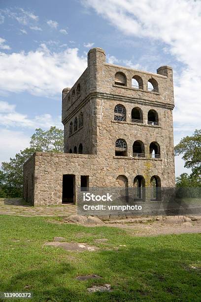 Stone Building At Sleeping Giant Stock Photo - Download Image Now - Connecticut, Architecture, Blue