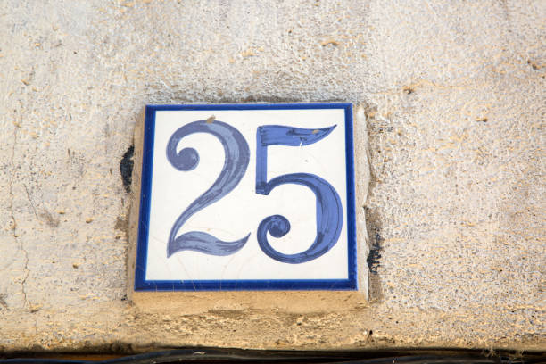 istock Closeup of Number Twenty Five 1339097437