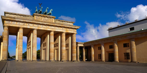 istock Berlin Brandenburg Gate Brandenburger Tor 1339117928